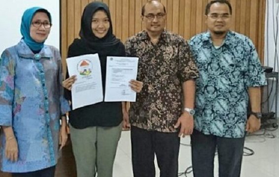 Stovit Cafetaria Punya Logo Hasil Sayembara